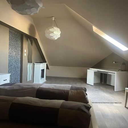 Vakantiewoning *Bij de Jep* Bilzen Buitenkant foto