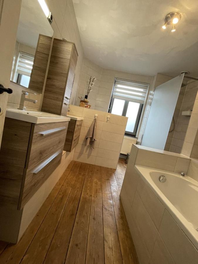 Vakantiewoning *Bij de Jep* Bilzen Buitenkant foto