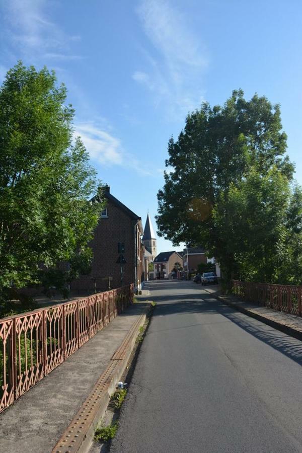 Vakantiewoning *Bij de Jep* Bilzen Buitenkant foto